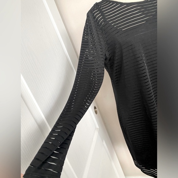 Forever 21 black dress check measurements on photos - Picture 7 of 11